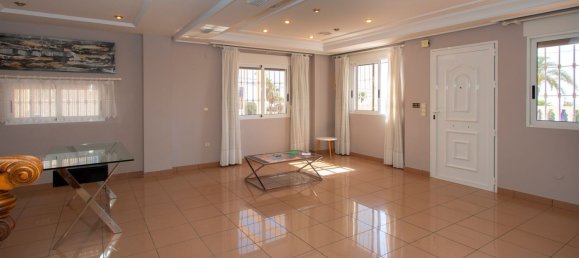 180m² villa à vendre à Torrevieja, Alicante, Valencian Community, Spain № 368818 11