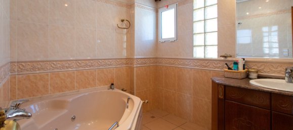 180m² villa à vendre à Torrevieja, Alicante, Valencian Community, Spain № 368818 22