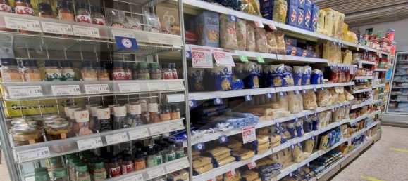 Almacén en Pontedera, Italy 230 m² No. 24188 12