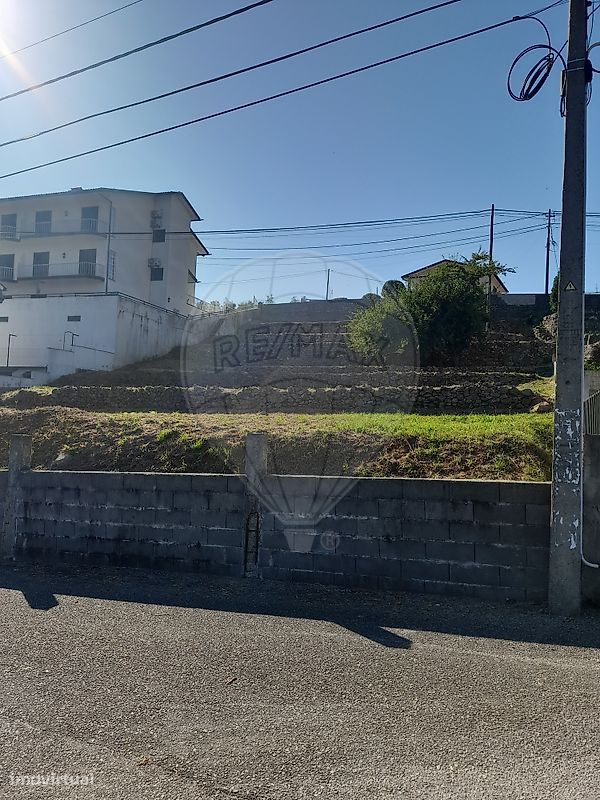 528m² Land in Macieira de Cambra, Portugal No. 305811