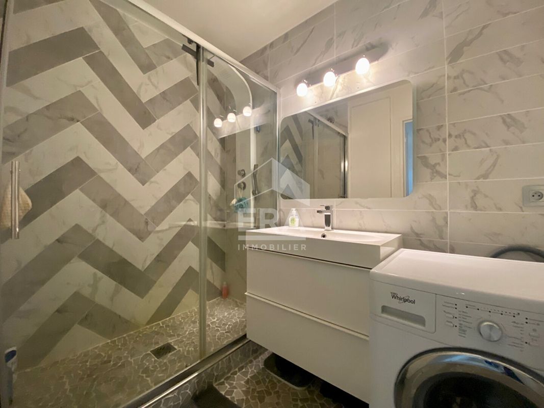 2 bedrooms Apartment in Sevres, France No. 162322