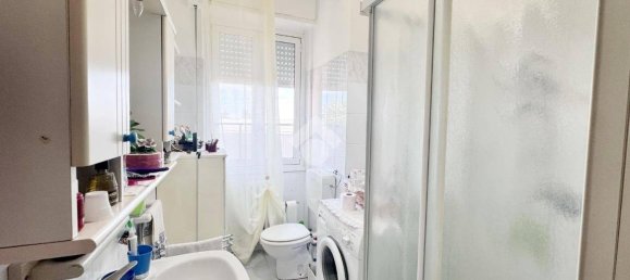 2 bedrooms Apartment in Seregno, Italy No. 354826 5