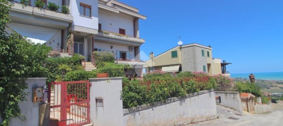 3 غرف نوم شقة في Mosciano Sant'Angelo, Italy رقم 273344 2