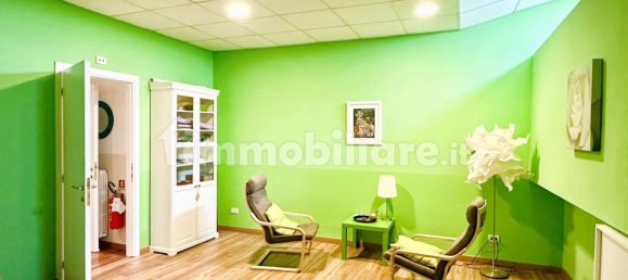 5 rooms Commercial property in Milan, Italy No. 285582 10