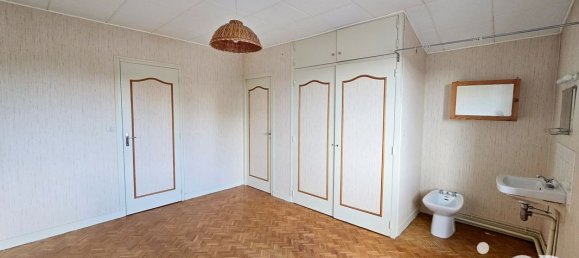 Casa de 4 dormitorios en Saint-Maur, France No. 282111 10