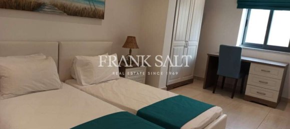 4 bedrooms Apartment in Santa Venera, Malta No. 3389 15