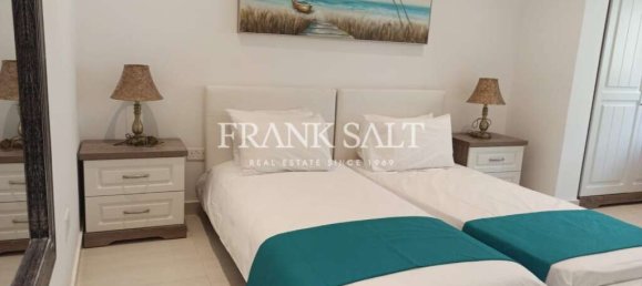 4 bedrooms Apartment in Santa Venera, Malta No. 3389 16