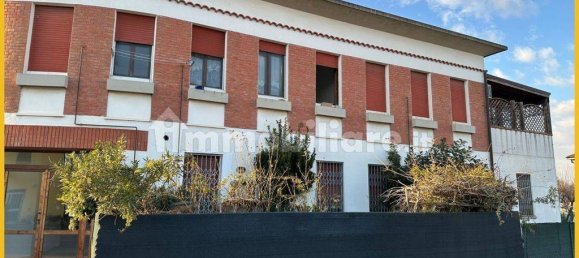 1 غرف نوم شقة في Molinella, Italy رقم 127664 8