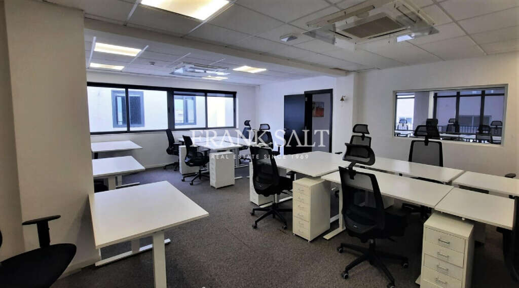 281m² Office in Sliema, Malta No. 12417