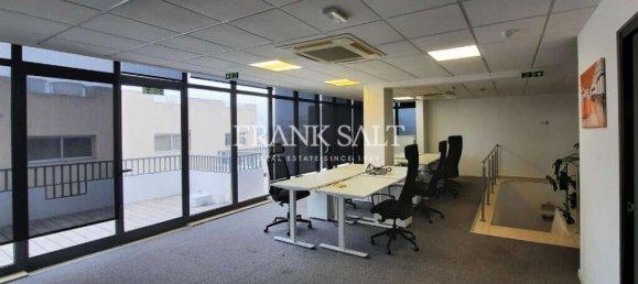 281m² Office in Sliema, Malta No. 12417 2