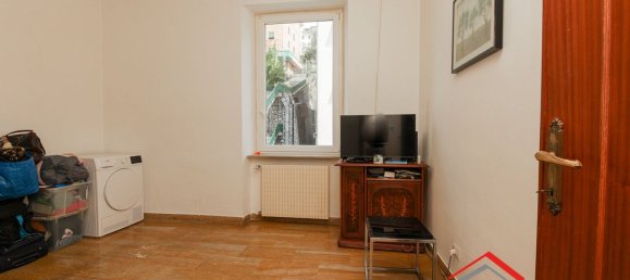 3 rooms Apartment in Genoa, Italy No. 299789 17