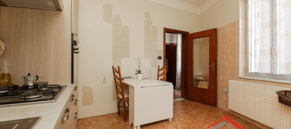 3 rooms Apartment in Genoa, Italy No. 299789 10