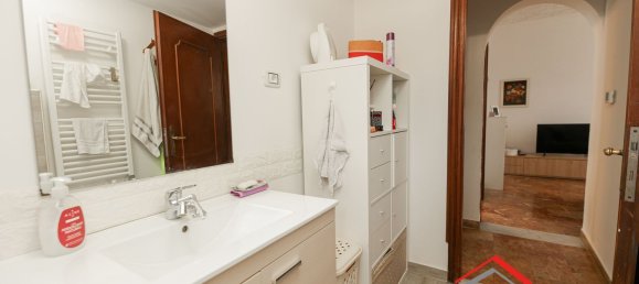 3 rooms Apartment in Genoa, Italy No. 299789 20
