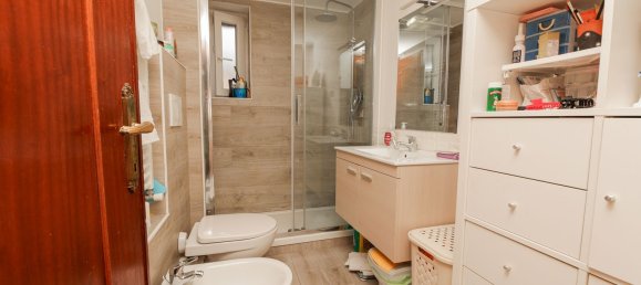 3 rooms Apartment in Genoa, Italy No. 299789 21