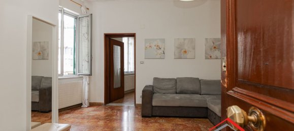 3 rooms Apartment in Genoa, Italy No. 299789 2