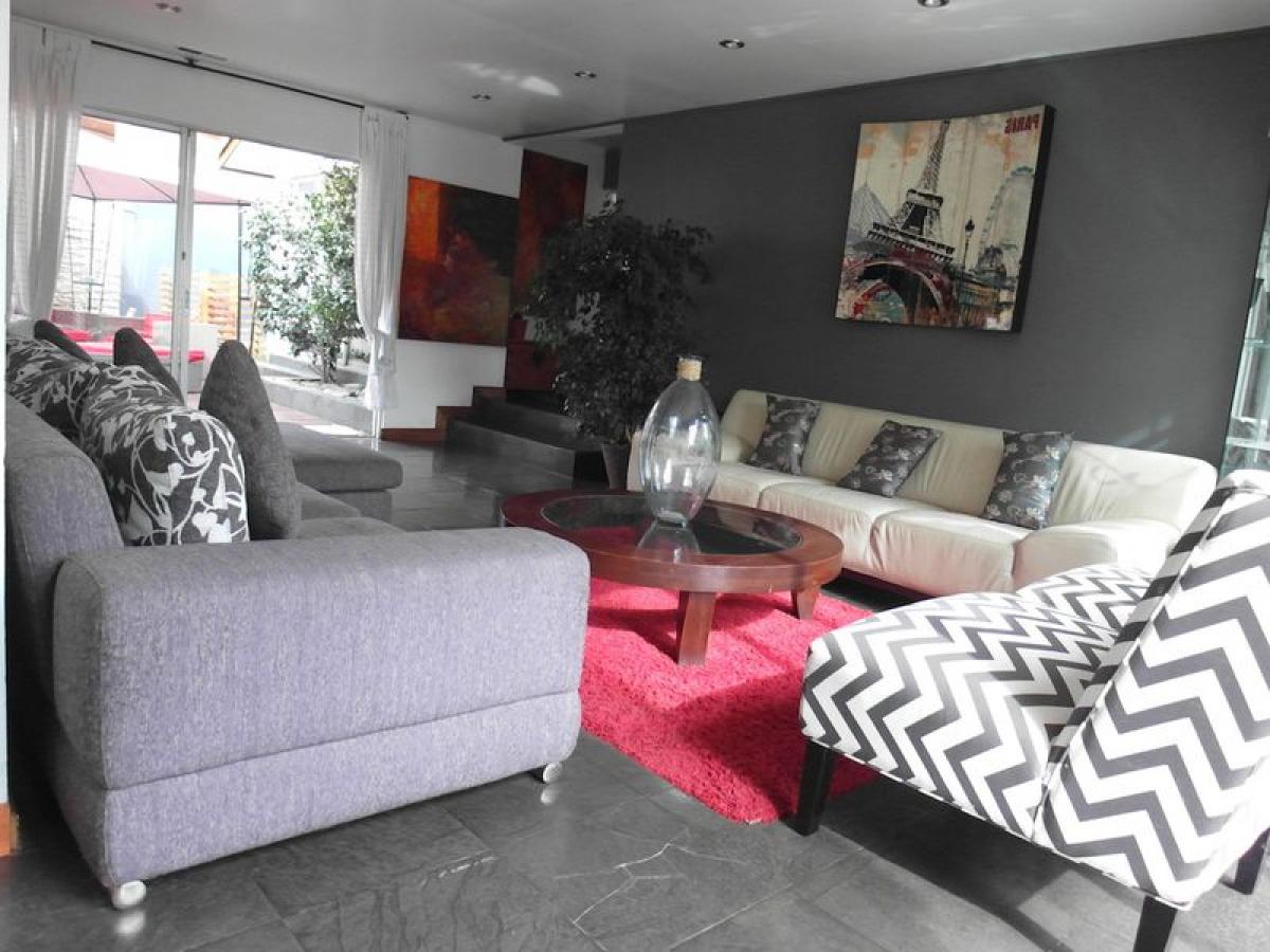 5 bedrooms House in Santiago, Chile No. 3323