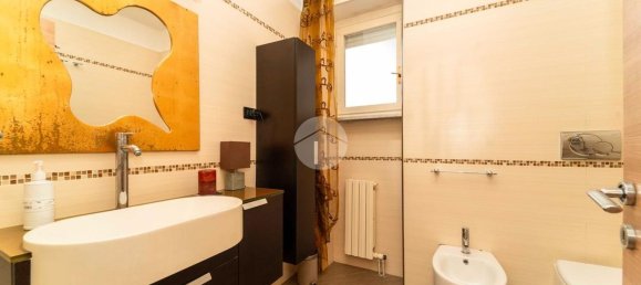 Квартира с 5 комнатами в Риволи, Италия № 49855 21