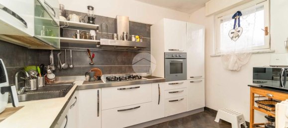 Квартира с 5 комнатами в Риволи, Италия № 49855 16