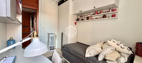 4 rooms Apartment in Pozzuoli, Italy No. 65663 20