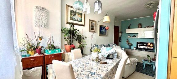 4 rooms Apartment in Pozzuoli, Italy No. 65663 10