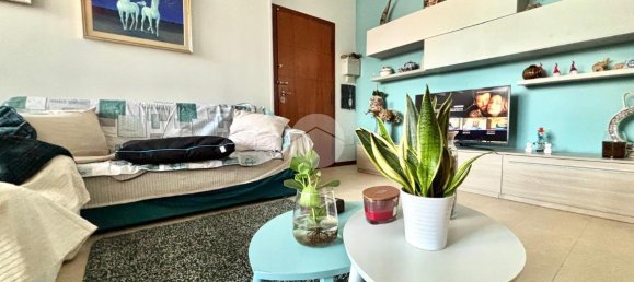 4 rooms Apartment in Pozzuoli, Italy No. 65663 4