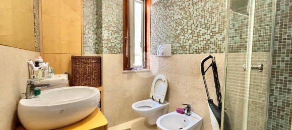 4 rooms Apartment in Pozzuoli, Italy No. 65663 29