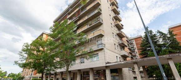 3 rooms Apartment in Brescia, Italy No. 236670 11