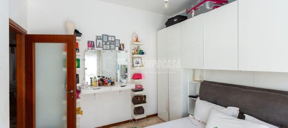 3 rooms Apartment in Brescia, Italy No. 236670 24