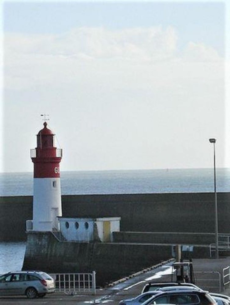 Oficina en Guilvinec, France 160 m² No. 18229