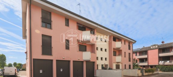 3 rooms Apartment in Massa Lombarda, Italy No. 305136 12