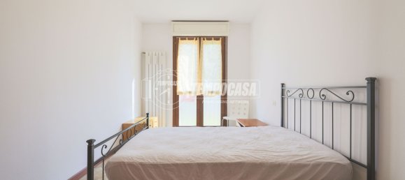 3 rooms Apartment in Massa Lombarda, Italy No. 305136 7