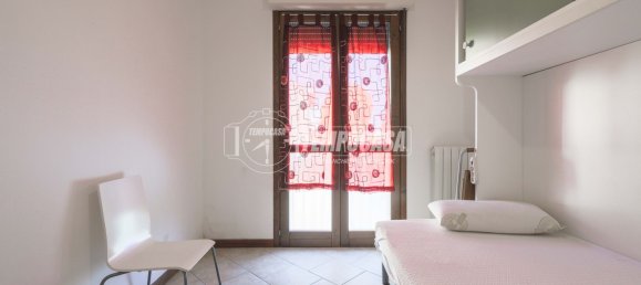 3 rooms Apartment in Massa Lombarda, Italy No. 305136 20
