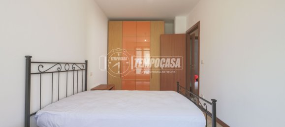 3 rooms Apartment in Massa Lombarda, Italy No. 305136 9