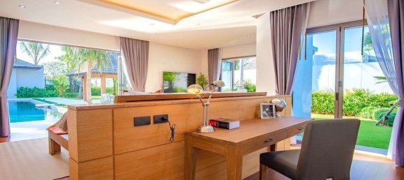 4 bedrooms Villa in Bang Tao, Thailand No. 6011 12