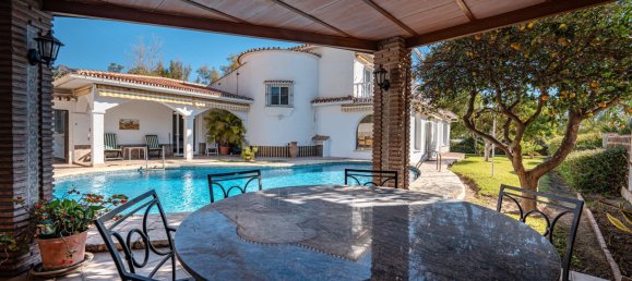 Villa de 4 dormitorios en Benalmádena, Spain No. 38631 31