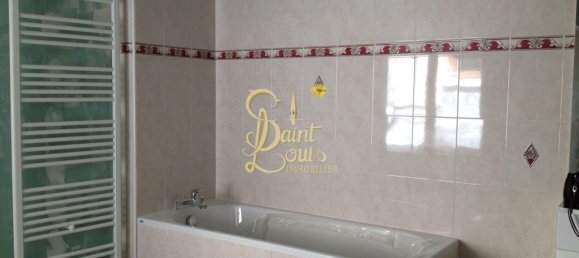 1 chambre Bâtiment à Chinon, France No. 53355 4