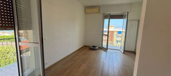 2-Zimmer Wohnung in Ceriale, Italy, Nr. 258469 5