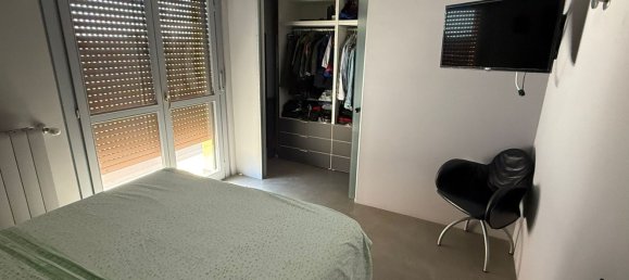 3 Schlafzimmer Penthouse in Tavazzano con Villavesco, Italy, Nr. 378486 17