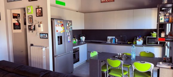 3 Schlafzimmer Penthouse in Tavazzano con Villavesco, Italy, Nr. 378486 6