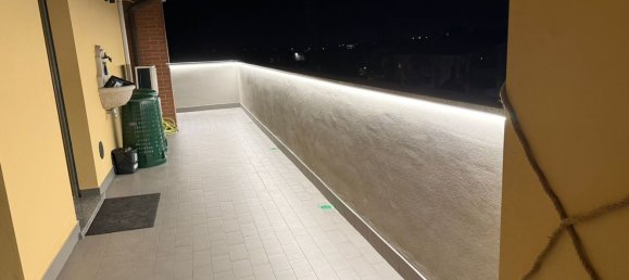 3 Schlafzimmer Penthouse in Tavazzano con Villavesco, Italy, Nr. 378486 9