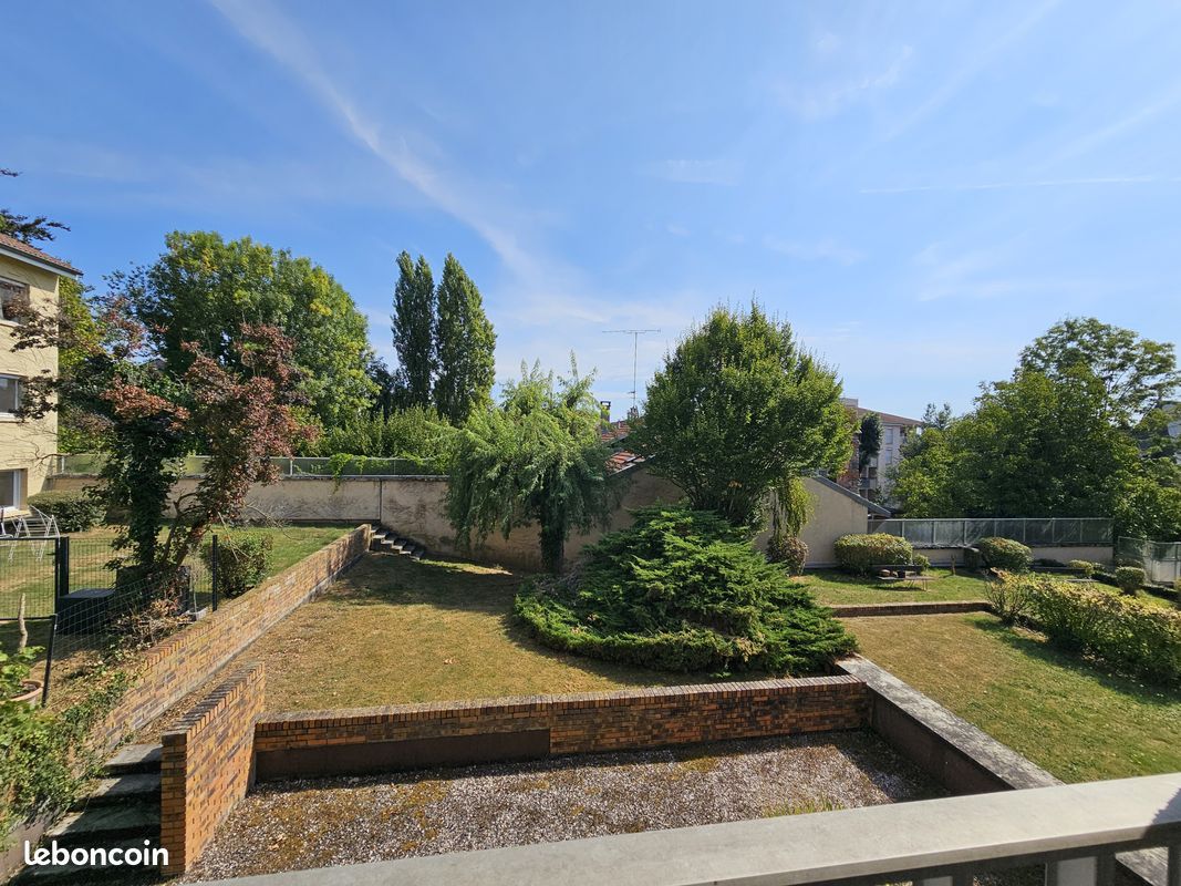 Квартира с 1 спальней в Нанси, Франция № 338429