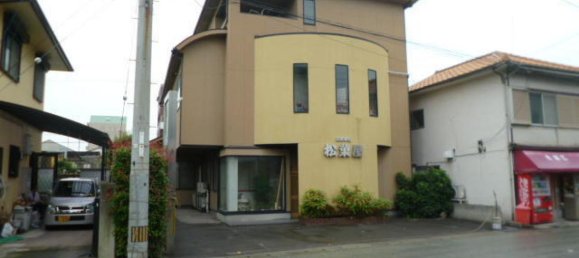 4 bedrooms House in Ehime, Japan No. 582 2