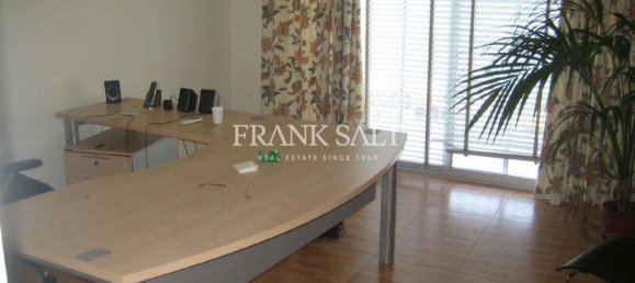  مكتب في Sliema, Malta 120متر مربع رقم 12958 4