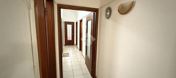 4 rooms Apartment in Forlì, Italy No. 126583 4