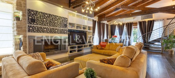 Вилла с 3 спальнями в Перуджа, Италия № 125633 5