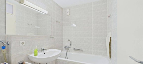 Квартира с 2 спальнями в Boblingen, Германия № 294495 16