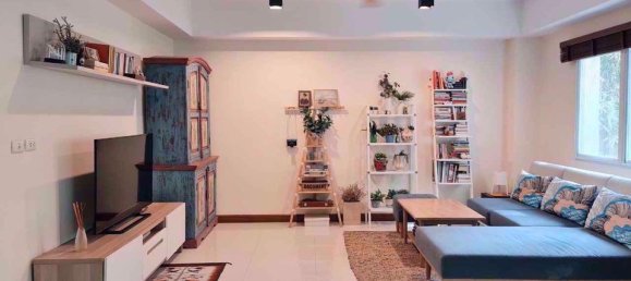 3 bedrooms Condo in Huai Khwang, Thailand No. 4797 3