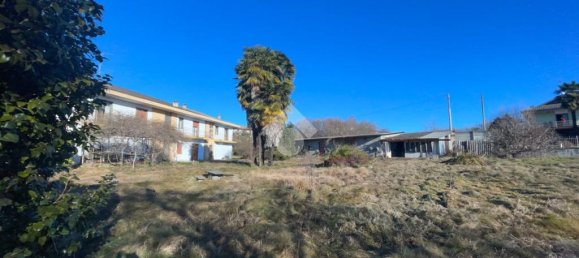 4 bedrooms House in Boca, Italy No. 102144 11