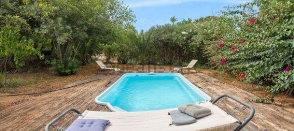 5 bedrooms Villa in Terrasini, Italy No. 252211 4