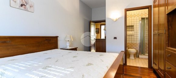 3 Schlafzimmer Wohnung in Rome, Italy, Nr. 341781 11